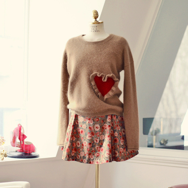 Long-sleeved Knit Heart-shaped Sweater on Luulla